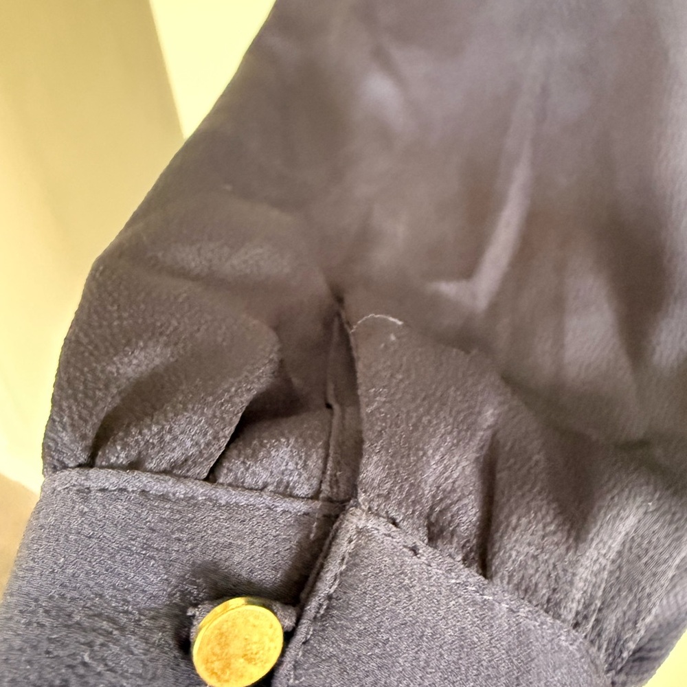 Banana Republic Tie-Neck Long Sleeve Blouse in Navy - Picture 5 of 5